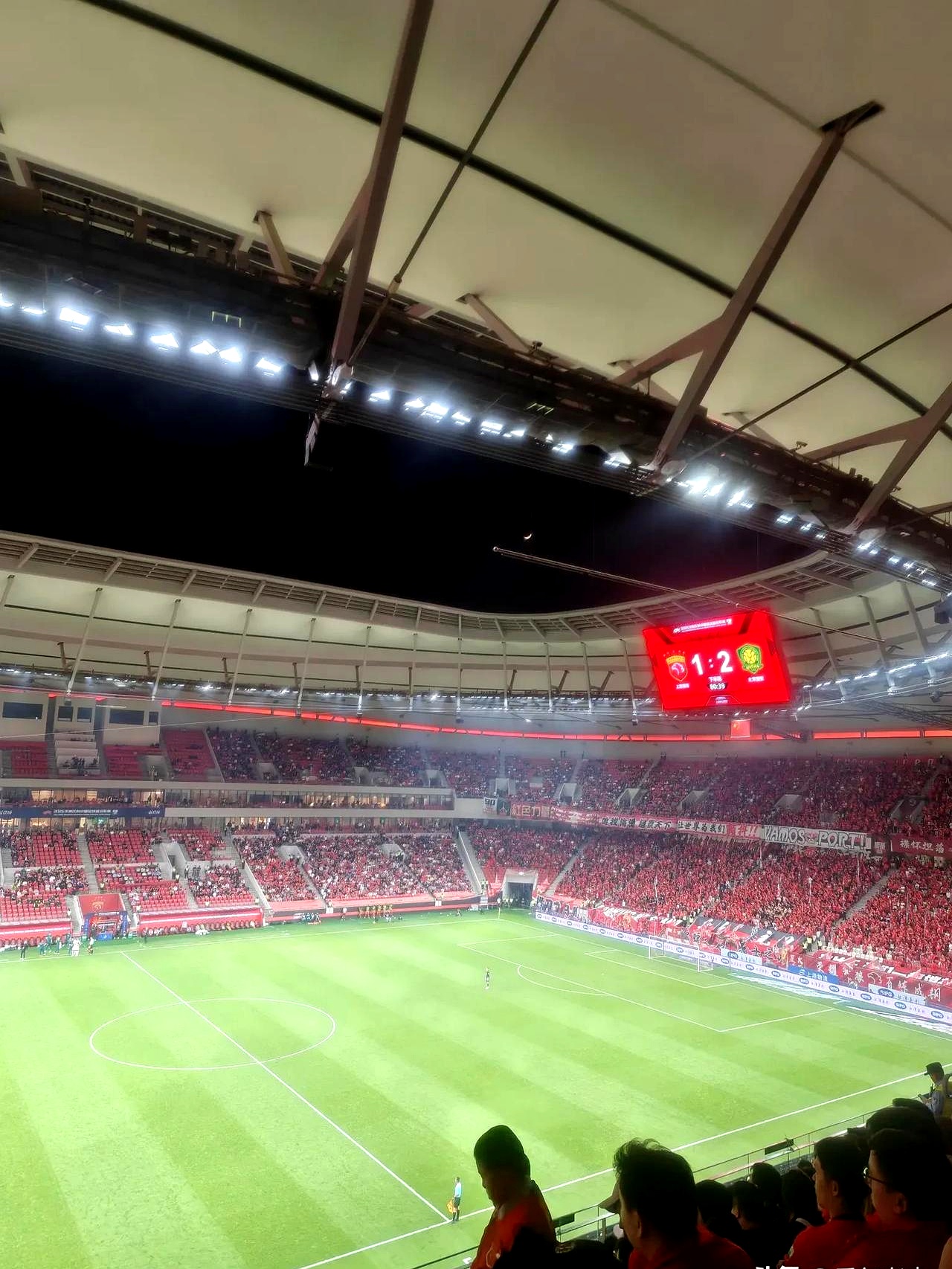 上海海港发布备战花絮,冲刺阶段调整名单,德国杯任务艰巨,身体对抗强度拉满的简单介绍 上海海港发布备战花絮,冲刺阶段调整名单,德国杯任务艰巨,身体对抗强度拉满的简单介绍