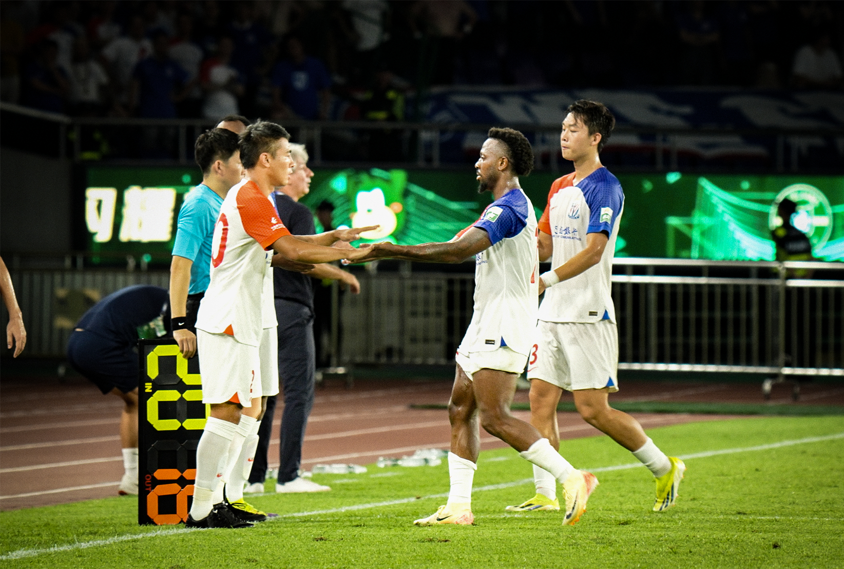 亚博体育sports-包含赛前体能课后，上海申花回应争议备战中超，底气十足，细节决定成败的词条-亚博体育sports