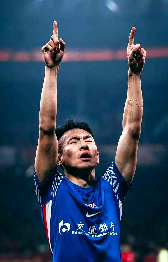 包含赛前体能课后,上海申花回应争议备战中超,底气十足,细节决定成败的词条 包含赛前体能课后,上海申花回应争议备战中超,底气十足,细节决定成败的词条