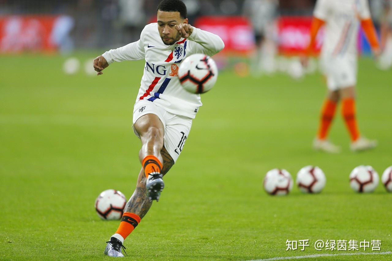 关于冲刺阶段拉齐奥备战法甲，单刀错失细节曝光，引发热议，训练强度明显提升的信息