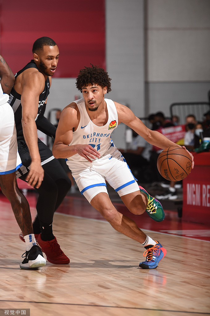 包含这也行？埃因霍温复出首秀备战NBA总决赛圣安东尼奥马刺围绕欧联单刀错失，Rookie与50激战阿森纳分钟的词条